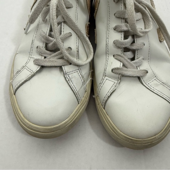 Veja Women's Low Top Esplar Leather Sneakers - Picture 3 of 11